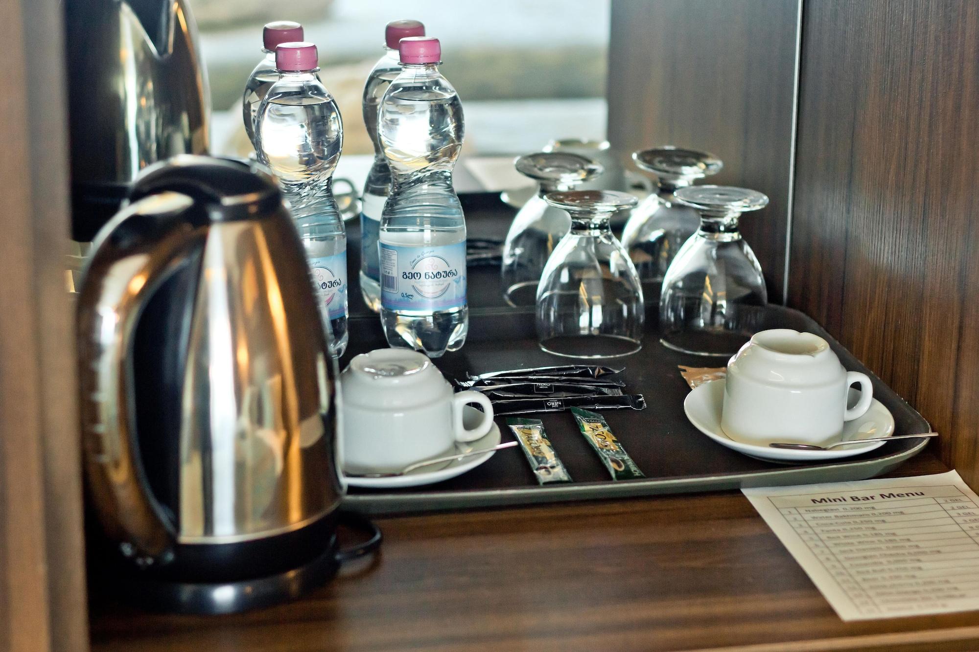 Sky Inn Batumi Kültér fotó