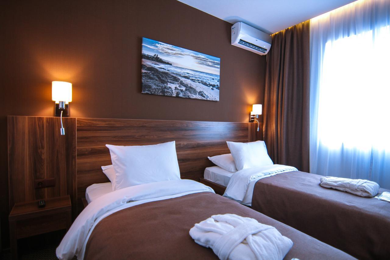 Sky Inn Batumi Kültér fotó