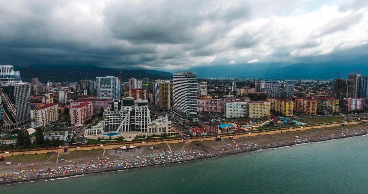 Sky Inn Batumi Kültér fotó