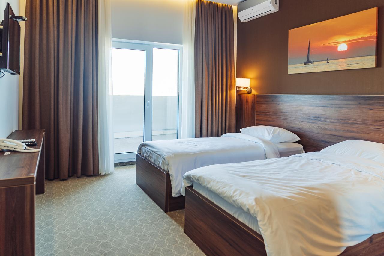 Sky Inn Batumi Kültér fotó