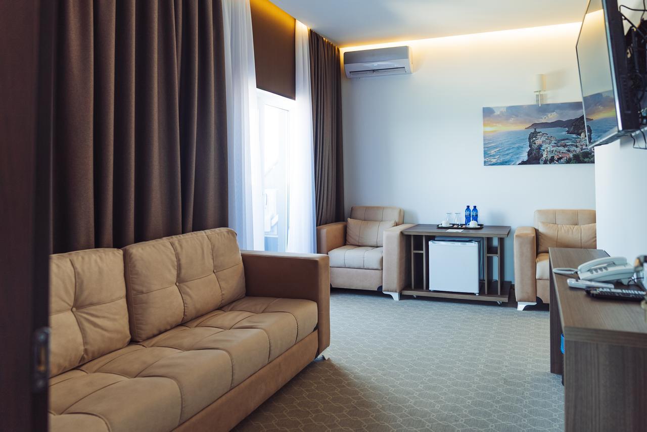 Sky Inn Batumi Kültér fotó