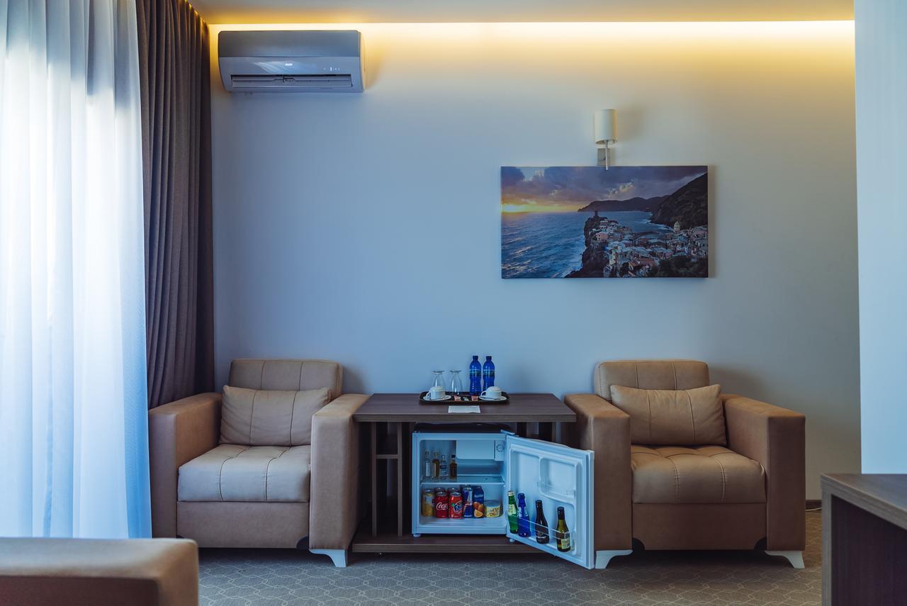 Sky Inn Batumi Kültér fotó