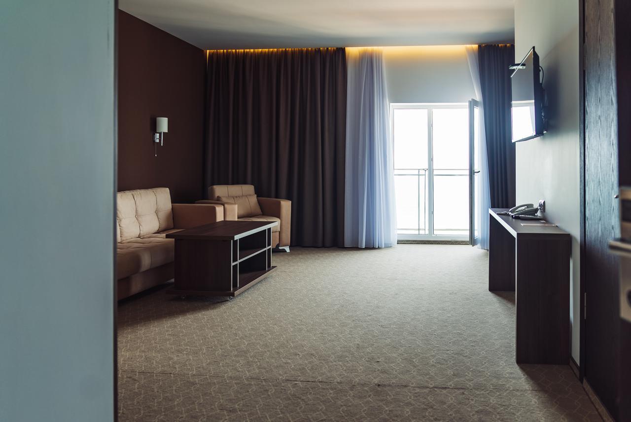 Sky Inn Batumi Kültér fotó
