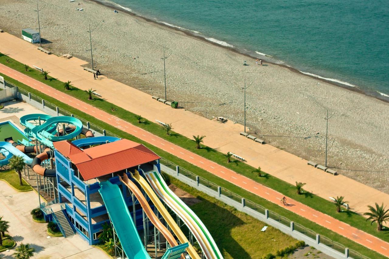 Sky Inn Batumi Kültér fotó